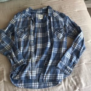American Eagle Pearl Snap Button-Down
